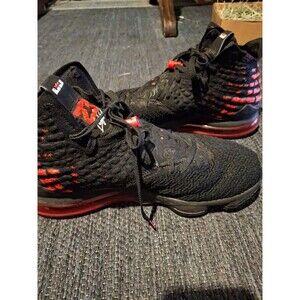 Size 13 - Nike LeBron 17 Infrared VI Needs Insoles!!